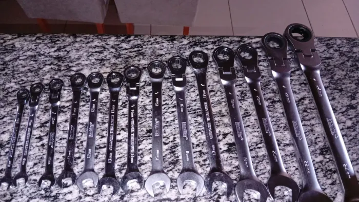 Kit chaves articulada com catraca