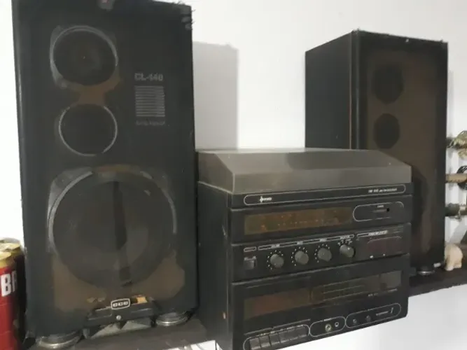 Vitrola Sonata TM 910 3 em 1, radio, fita e disco