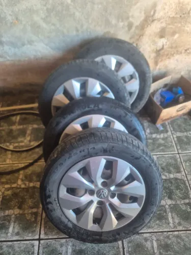 Rodas de gol pneu e calota