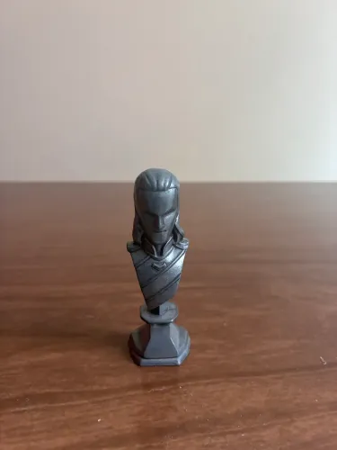 Mini busto Omelete Box Loki