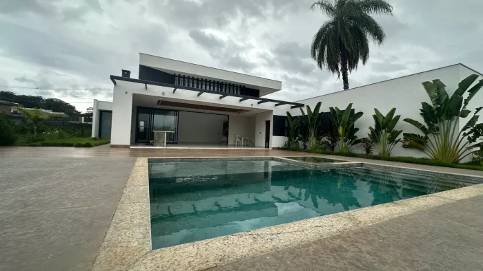 Casa condomínio Gran Royalle Betim