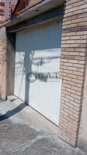 Casa para locação em Sorocaba-SP, Jardim Germiniani: 2 quartos, 2 salas, 1 banheiro, 2 vag