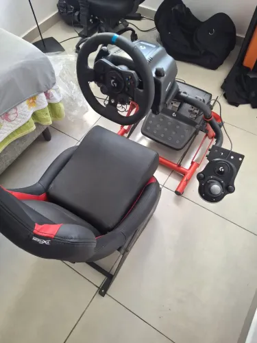 Simulador Completo Cockpit Extreme SGT + Logitech G923 Xbox / PC + Câmbio Shifter