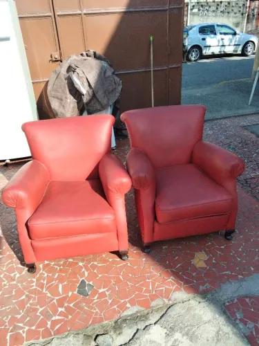 Par de poltronas antigas