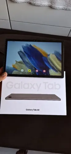 Tablet Da Samsung Tab A8 Pega Chip faz ligacao tela 10.5 polegadas e 64Gbs NA CAIXA