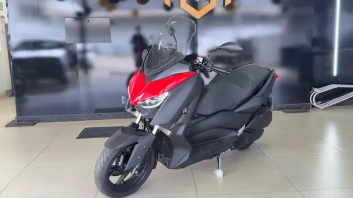 YAMAHA XMAX 2023