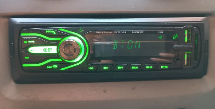Rádio Automotivo 