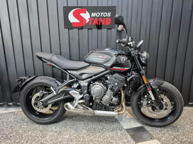 Triumph Trident 660 660 cc