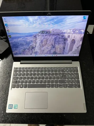 Vendo ou troco Notebook Lenovo com Placa de vídeo