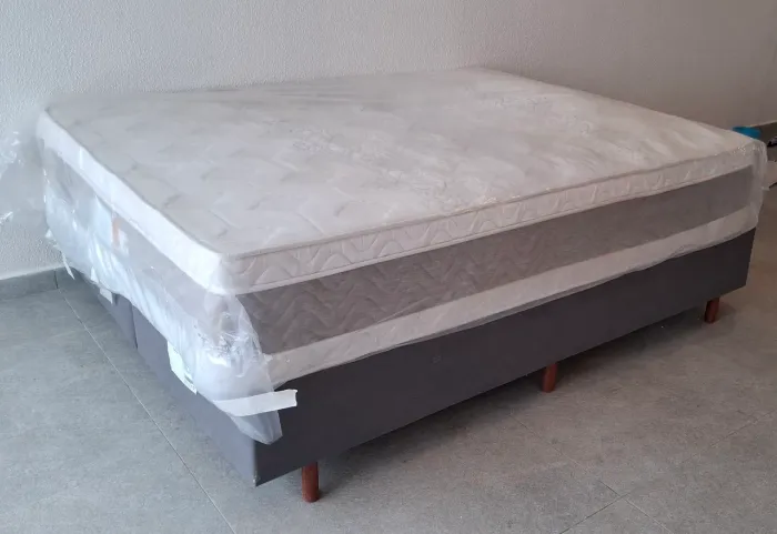 Cama Box Queen + colchão - Praia Do Ervino