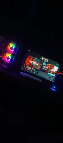 OPORTUNIDADE ÚNICA: Pc gamer Ryzen 5 5500, RX 6600, 16gb, SSD 512gb, Gabinete Aquário
