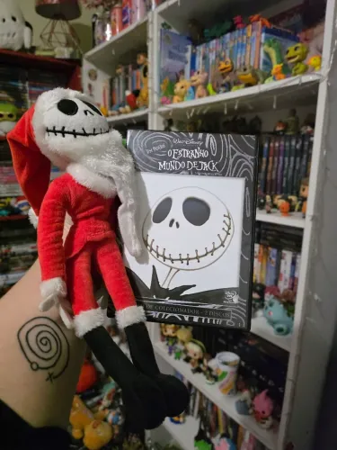 DVD O Estranho Mundo de Jack com Pelúcia 