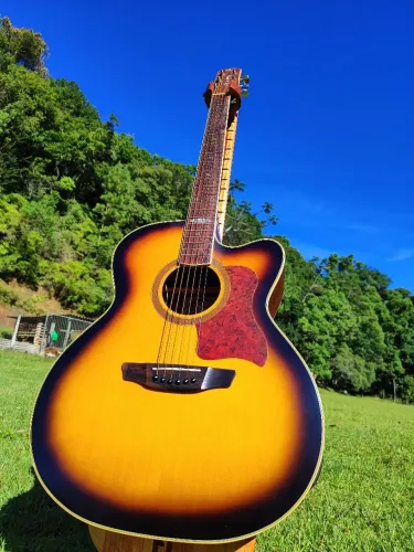 Violão Jumbo Strinberg SJ-20c 