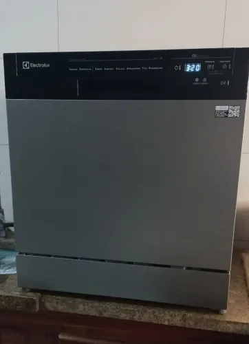 Lavadora de louças Eletrolux 8 Serviços
