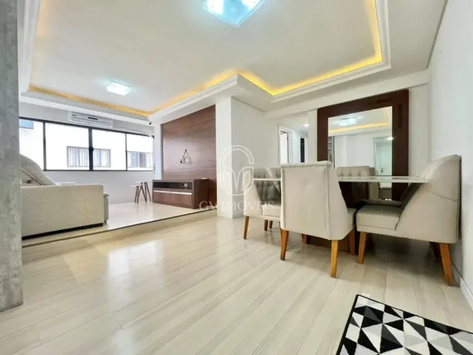 Apartamento mobiliado à venda, 3 quartos sendo 1 suíte, 1 vaga de garagem, bairro Centro,