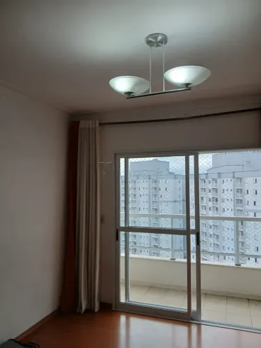 Locação de Apartamento - Padrão no Bairro Monte Castelo
