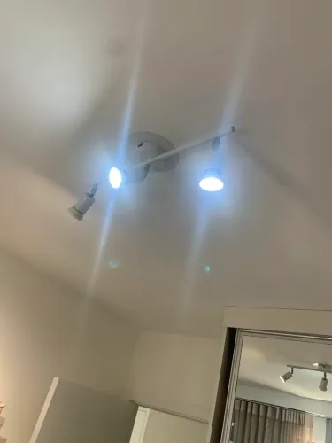 Iluminaria 3 direcionadores branca