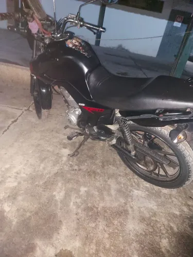 Moto pneu novo dianteiro e traseiro relação * nova