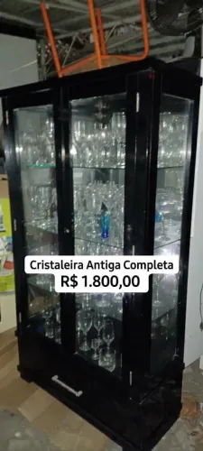 Cristaleira no valor de r$ 1800