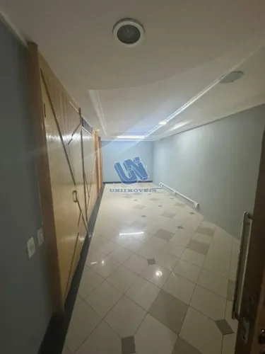 Sala comercial com 150m2 para alugar no Comércio