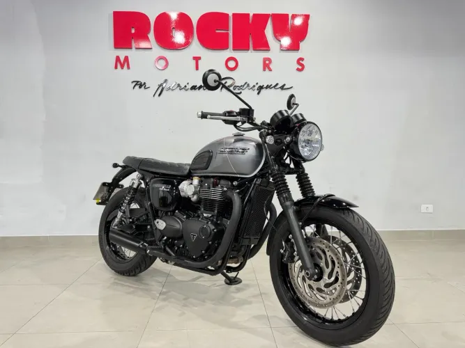 Triumph BONNEVILLE T120 BLACK