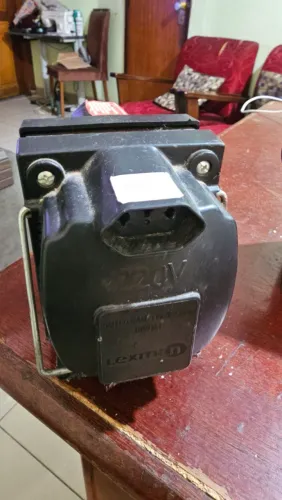 Transformador 220v para eletrônicos 