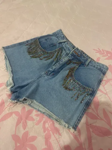 Short jeans