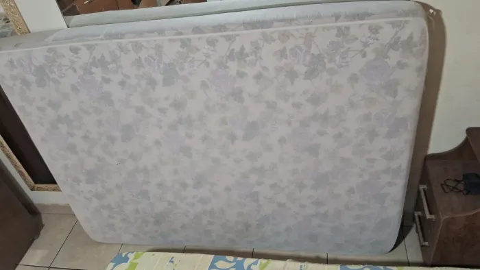 Colchão Ortobom de espuma casal com capa