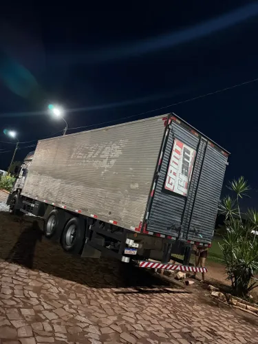 VENDO BAÚ TRUCK