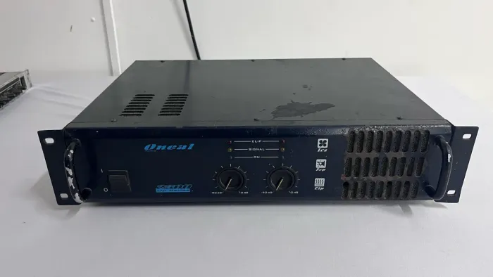 AMPLIFICADOR DE POTÊNCIA ONEAL OP-2300