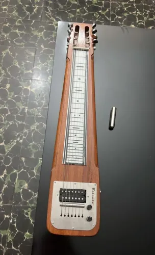 Guitarra Havaiana nova 