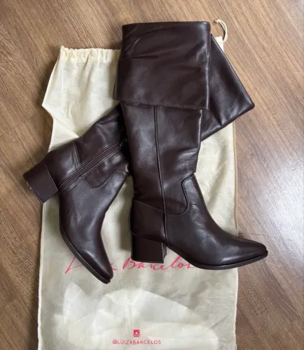 Bota cano alto luiza barcelos