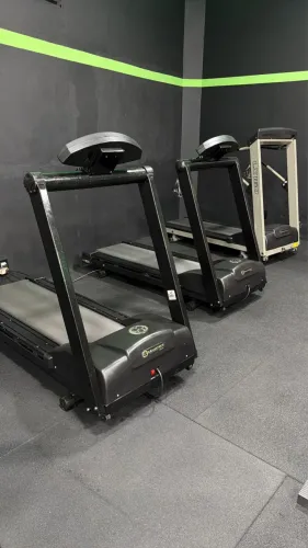 Esteira profissional lx 160 moviment 