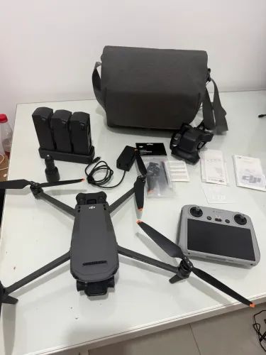 Drone DJI Mavic 3 Classic Fly More Combo - Pouquíssimo uso,