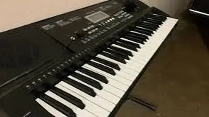 Teclado arranjador e controlador Roland Revas KB330 - NOVO