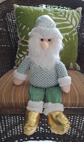 Papai Noel Sentado em excelente condições.