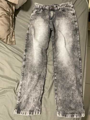 calça baggy tamanho 40, cinza