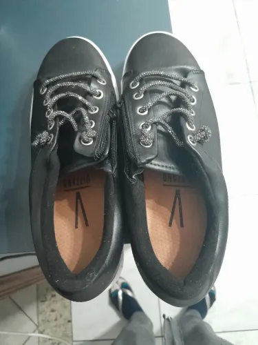 Tenis stass visuano