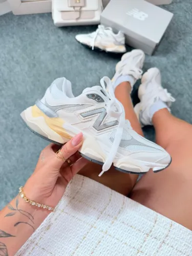 Tênis New Balance 9060 Couro Off/White Unissex Premium