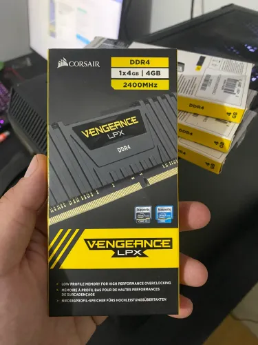 Memória RAM DDR4 2400Mhz 4x4GB =16GB
