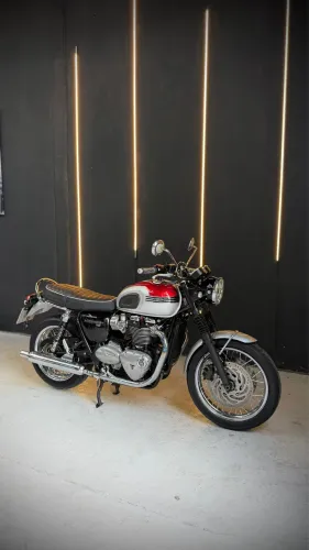 Triumph Bonneville T120