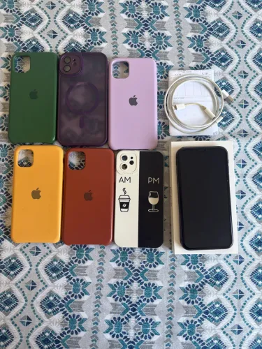 iPhone 11 128gb - Com acessórios
