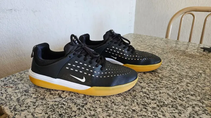 Tênis Nike SB Zoom Nyjah 3 "Black/White/Gum"