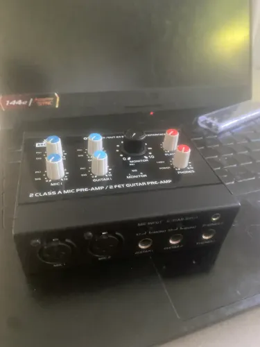 Interface de áudio arcano ot2