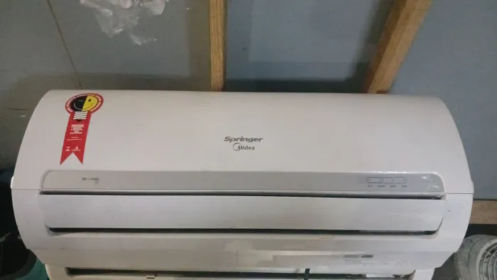 Vendo ar condicionado instalação inclusa 