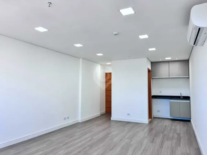 Sala : / Comercial / Vila Brasileira