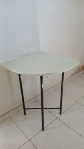 MESINHA DE CANTO