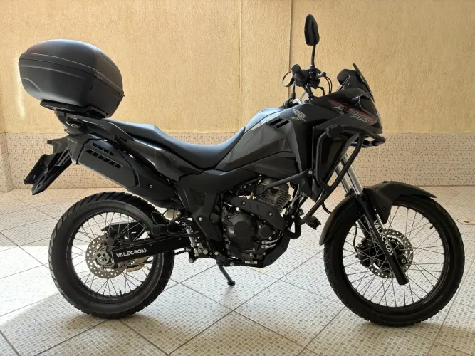 HONDA SAHARA 300 ABS