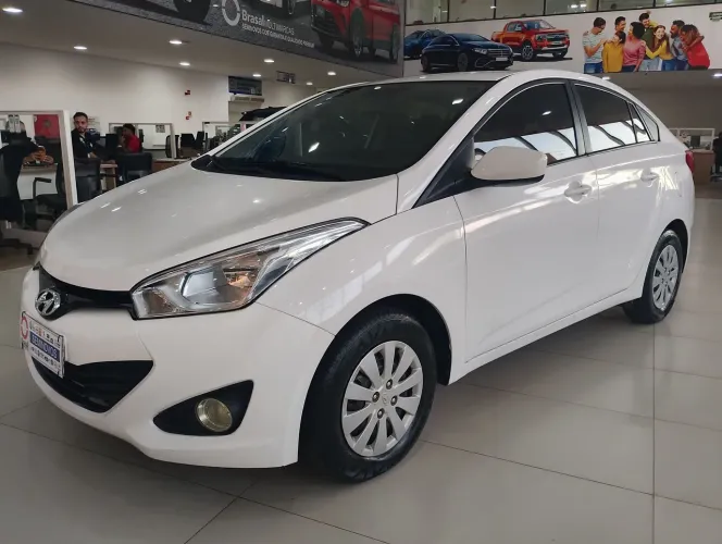 Hyundai HB20S C.style/c.plus1.6 Flex 16V Aut. 4P 2015