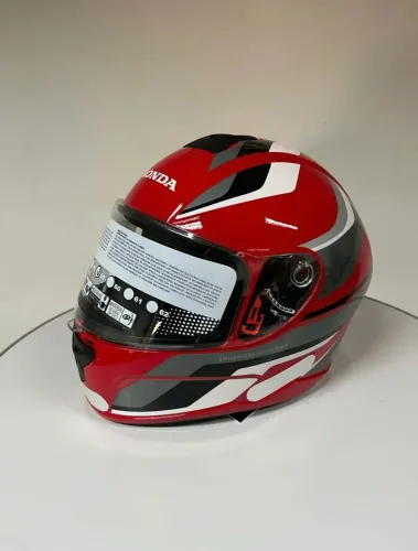 Capacete, 4 dias de uso 
